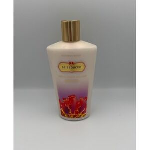 VTG Victoria's Secret Be Seduced Hydrating Body Lotion 8.4oz RARE Discontinued